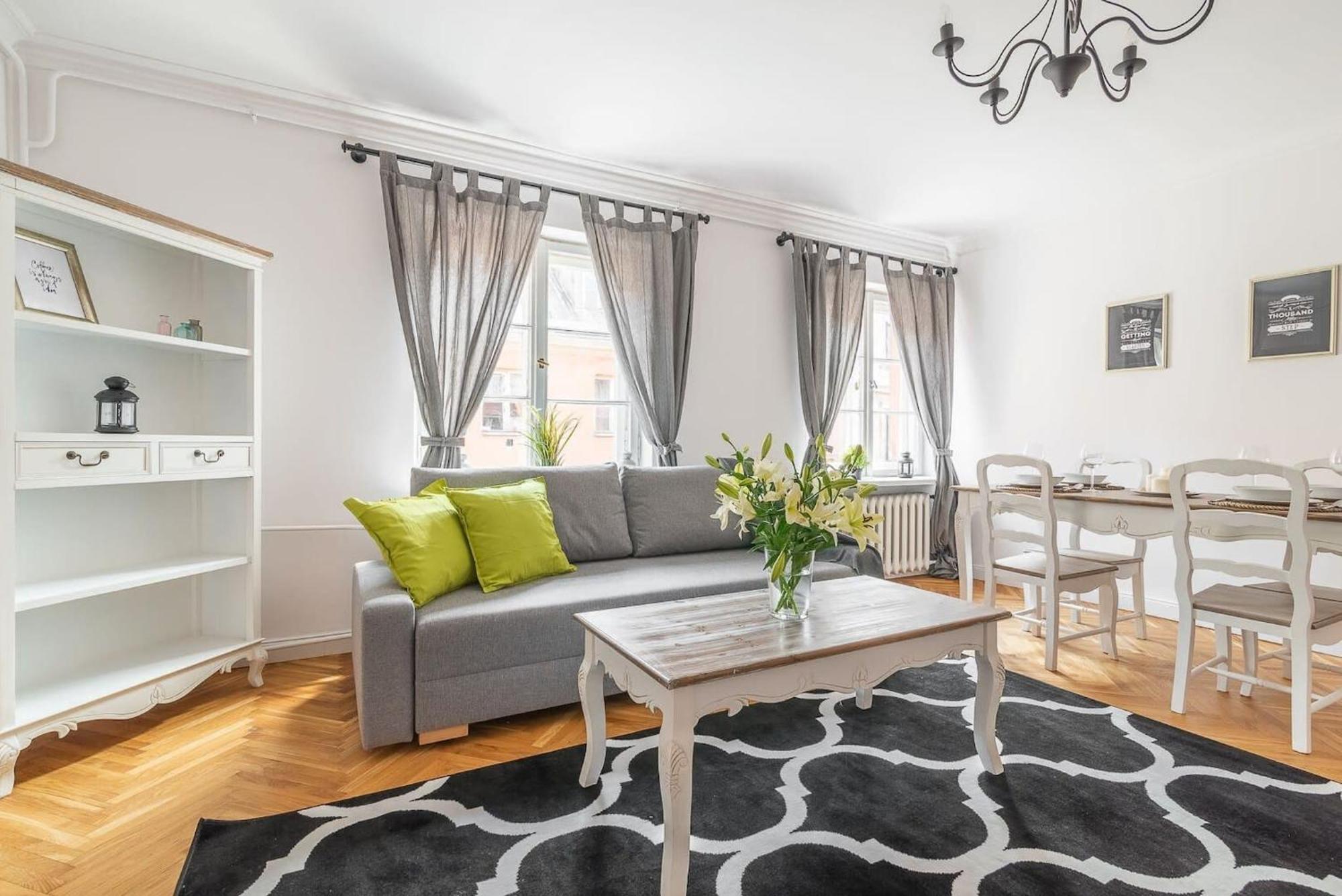 Senatorska 7 By Noclegi Renters Varsó Kültér fotó